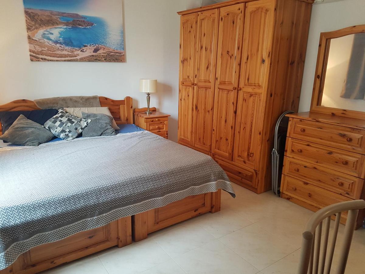 Private Double Bedroom & Private Bathroom & Shared Kitchen San Pawl il-Baħar Extérieur photo